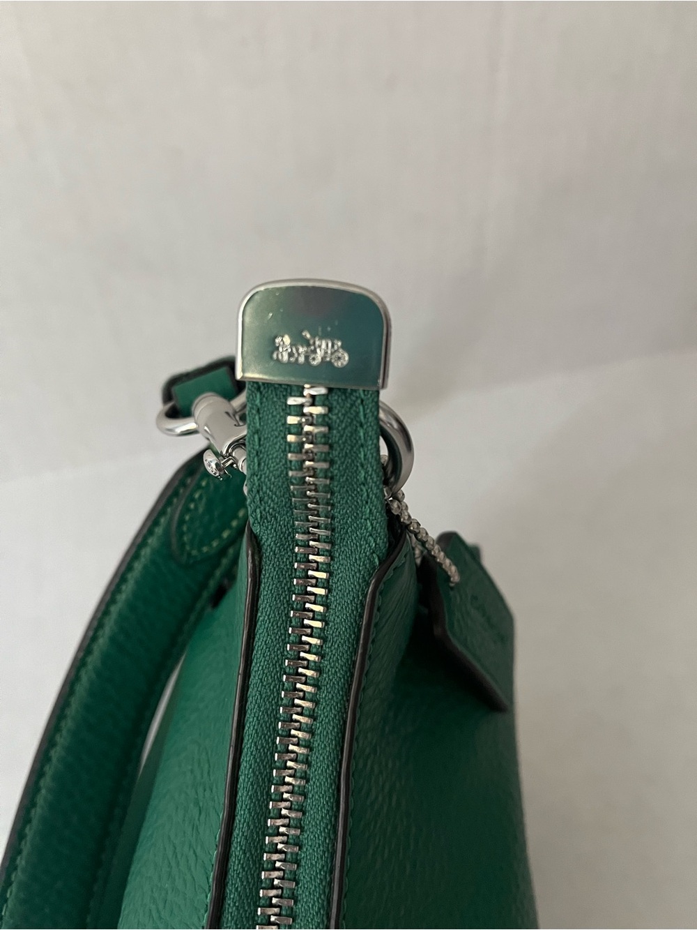 COACH Pennie Shoulder Bag 25 Green C7222 - Picture 10 of 13